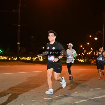 Runner Photo 3542277