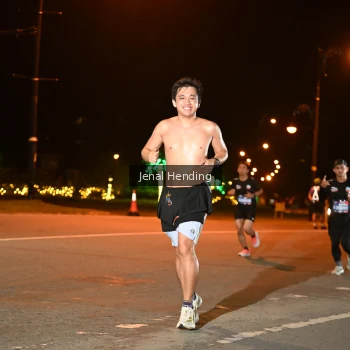 Runner Photo 3542278