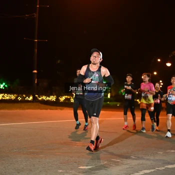 Runner Photo 3542279