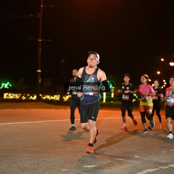 Runner Photo 3542281