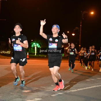 Runner Photo 3542295