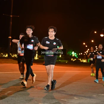 Runner Photo 3542311