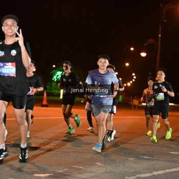 Runner Photo 3542325