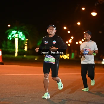 Runner Photo 3542331
