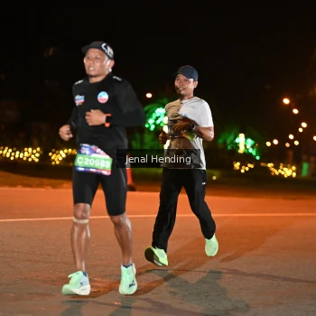 Runner Photo 3542332
