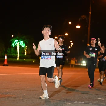 Runner Photo 3542339