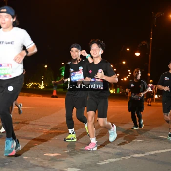 Runner Photo 3542342