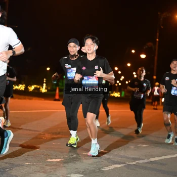 Runner Photo 3542344