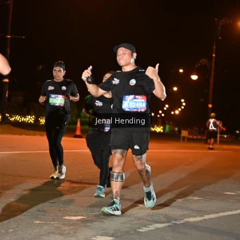 Runner Photo 3542346