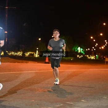 Runner Photo 3542350