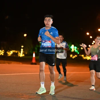 Runner Photo 3542353