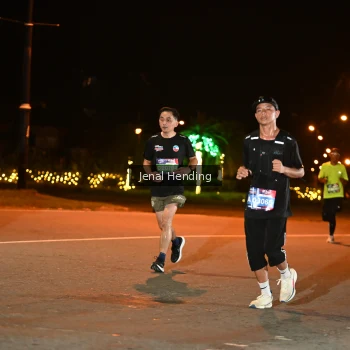 Runner Photo 3542363
