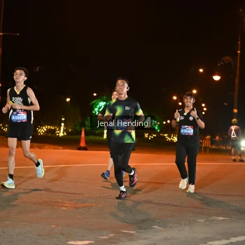 Runner Photo 3542372