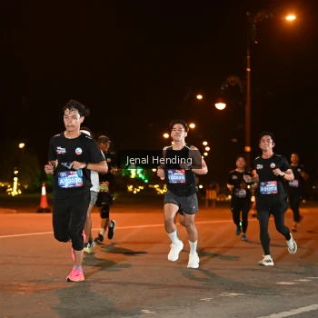 Runner Photo 3542389