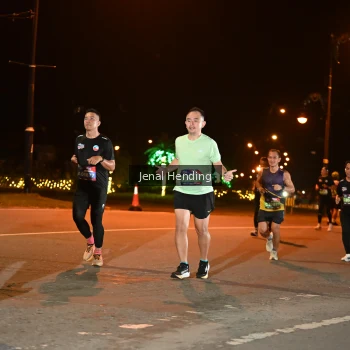 Runner Photo 3542391