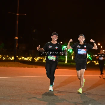 Runner Photo 3542402