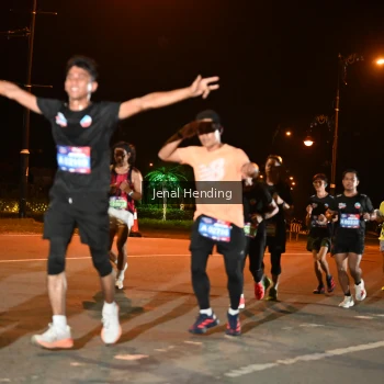 Runner Photo 3542409