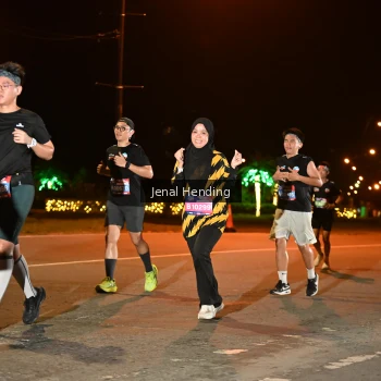 Runner Photo 3542430