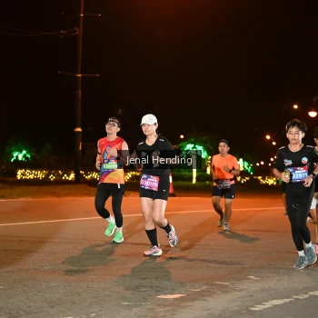 Runner Photo 3542432