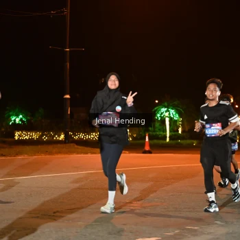 Runner Photo 3542437