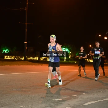 Runner Photo 3542469