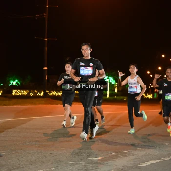 Runner Photo 3542472