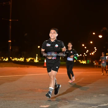 Runner Photo 3542476