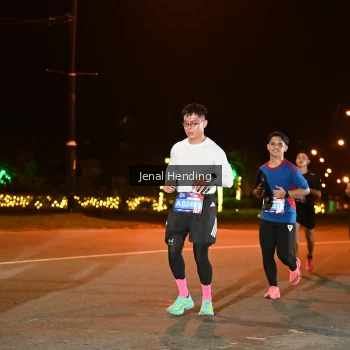 Runner Photo 3542486