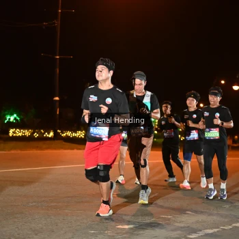 Runner Photo 3542492