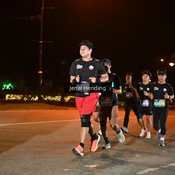 Runner Photo 3542493