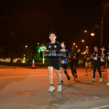 Runner Photo 3542496