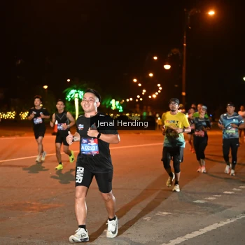 Runner Photo 3542518