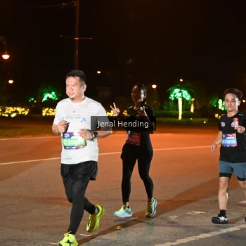 Runner Photo 3542593