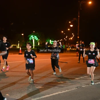 Runner Photo 3542601