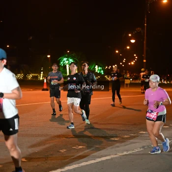 Runner Photo 3542605