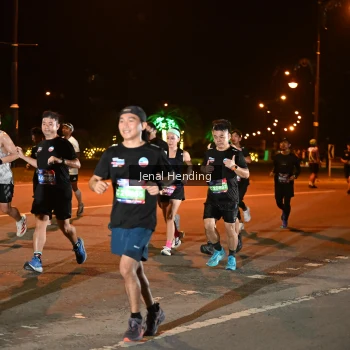 Runner Photo 3542616