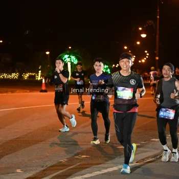 Runner Photo 3542624