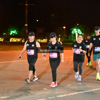 Runner Photo 3542626