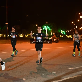 Runner Photo 3542649
