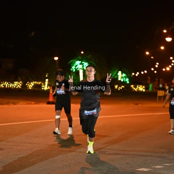Runner Photo 3542654
