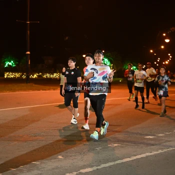 Runner Photo 3542655