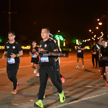 Runner Photo 3542669