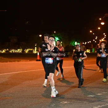Runner Photo 3542681