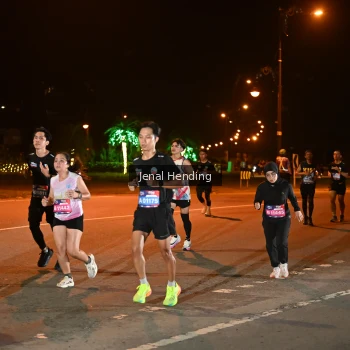 Runner Photo 3542692