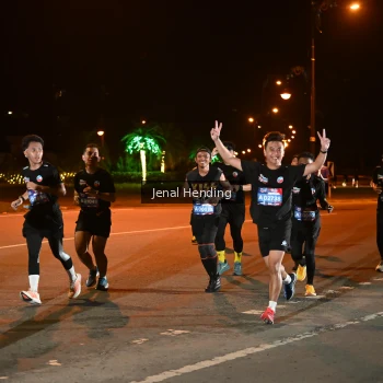 Runner Photo 3542698