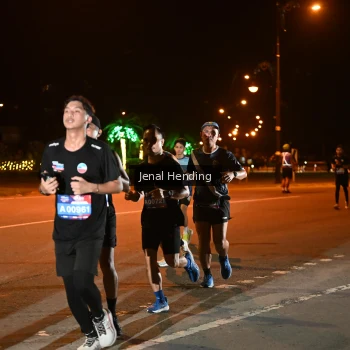 Runner Photo 3542704