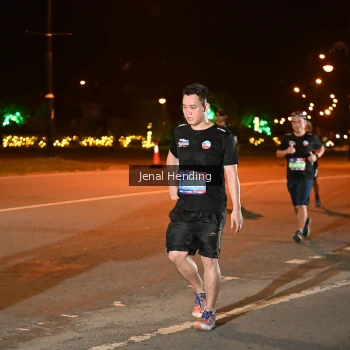 Runner Photo 3542729