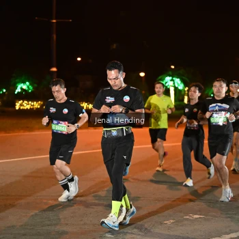 Runner Photo 3542740