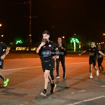 Runner Photo 3542771