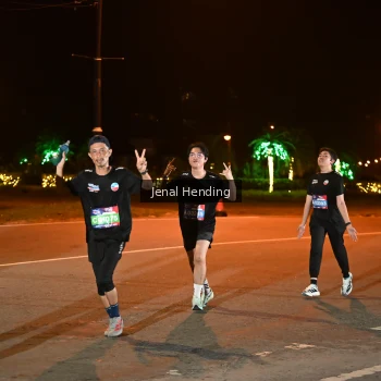 Runner Photo 3542773